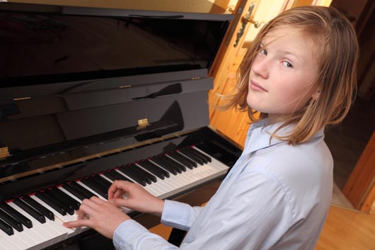 Ultimate Guide for Improving your Basic Piano Skills